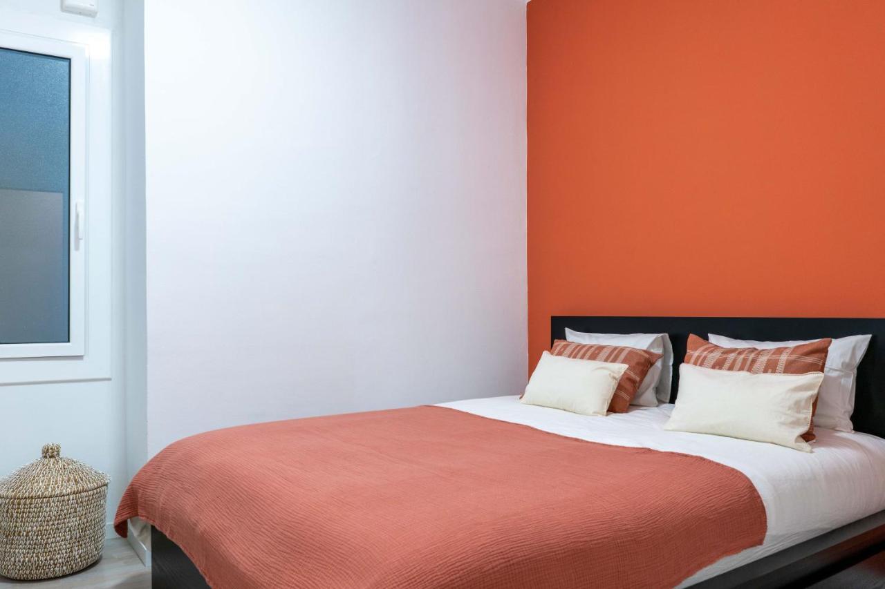 Orange Crush Barcelona Apartment ภายนอก รูปภาพ